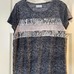 Maurice’s 24/7 Grey Burn Out Tee